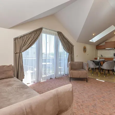 Skorpiono Апартаменты