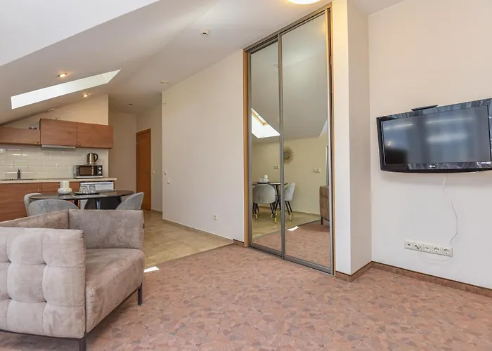 Skorpiono Апартаменти Паланга